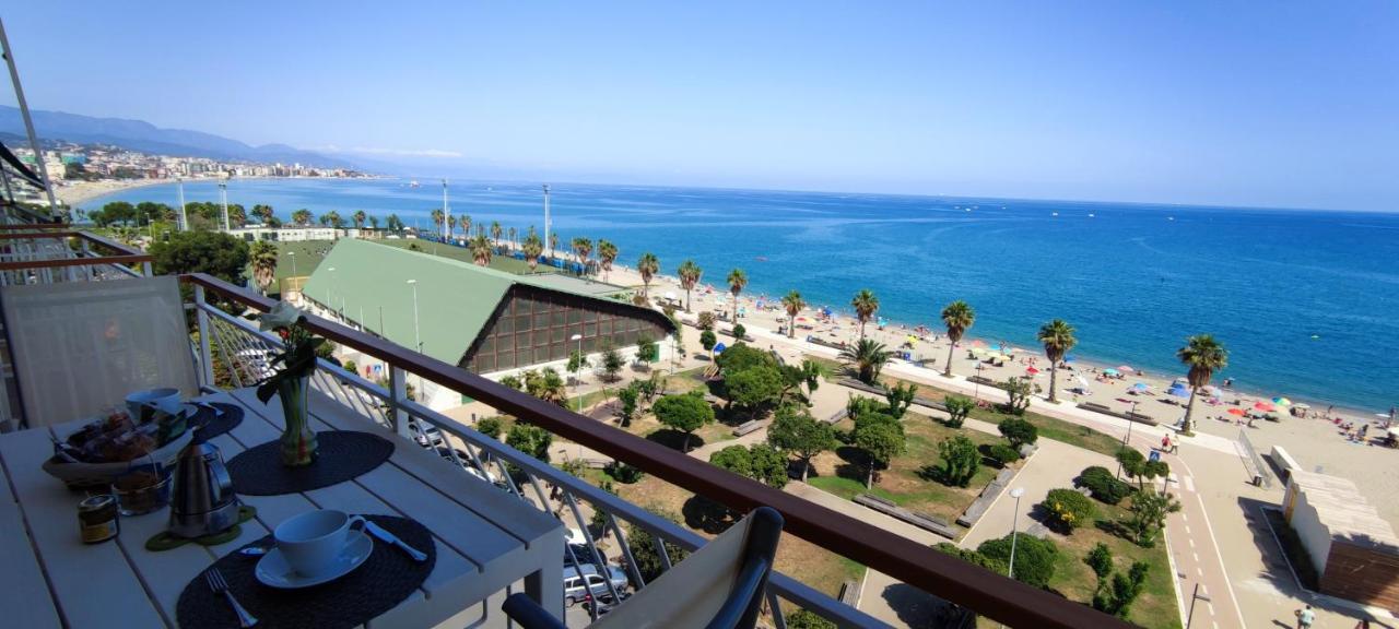Maremare, Really On The Beach, With Private Parking ซาโวนา ภายนอก รูปภาพ